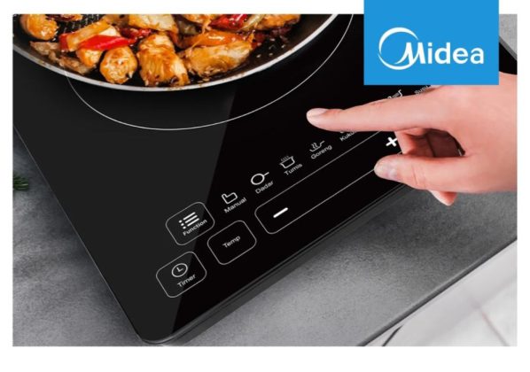 سرخکن مدیا در حال اماده سازی غذا